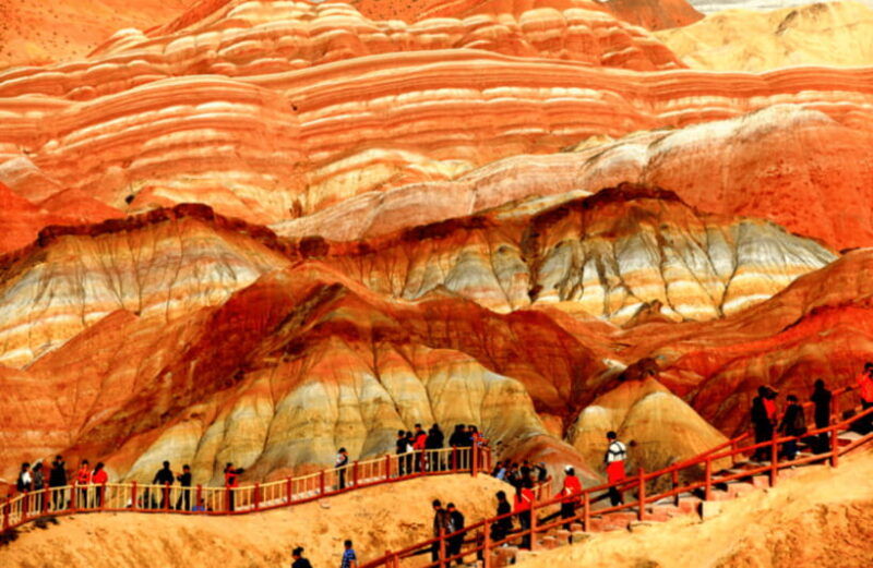 by-bullet-train-from-lanzhou-to-zhangye-rainbow-mountain