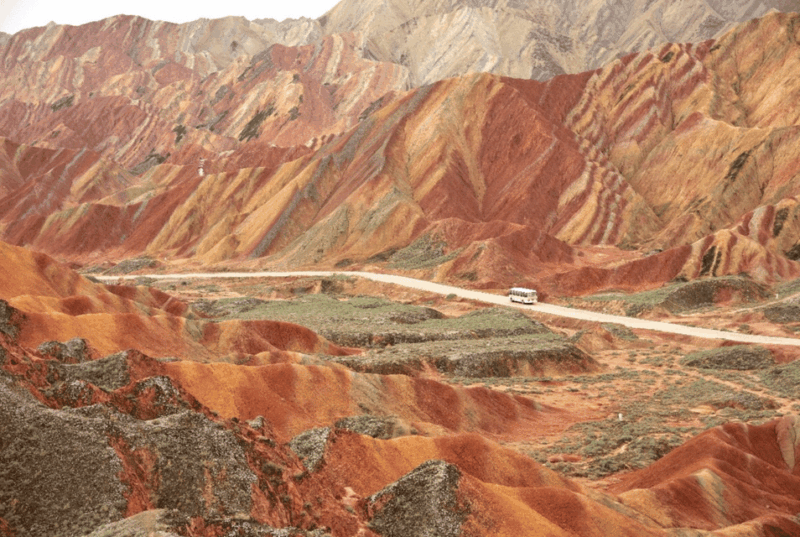 by-bullet-train-from-lanzhou-to-zhangye-rainbow-mountain