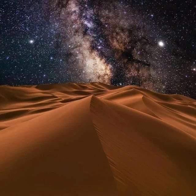 BY GROUP 2-Day Tour From Fes to Fes - Merzouga Luxury camps - Real Traveler Insights