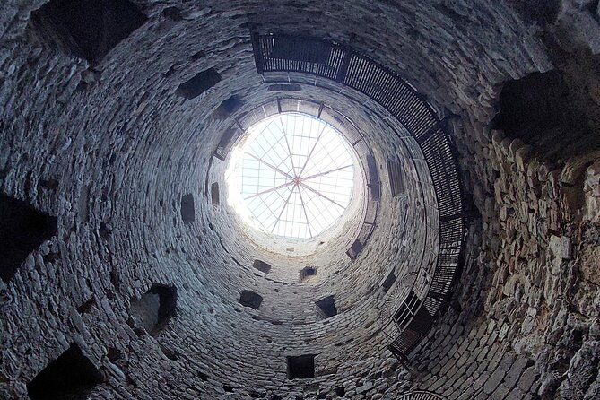 byzantion-walk-way-and-city-walls-in-istanbul-4