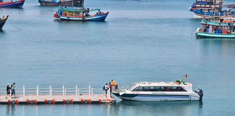 cable-car-ride-and-three-island-snorkeling-tour-cable-car