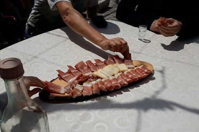 cable-car-ride-food-tasting-in-njegusi-and-kotor-old-town