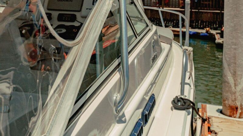 Cabo San Lucas: Arch Trip by Yacht 1 hour - Frequently Asked Questions