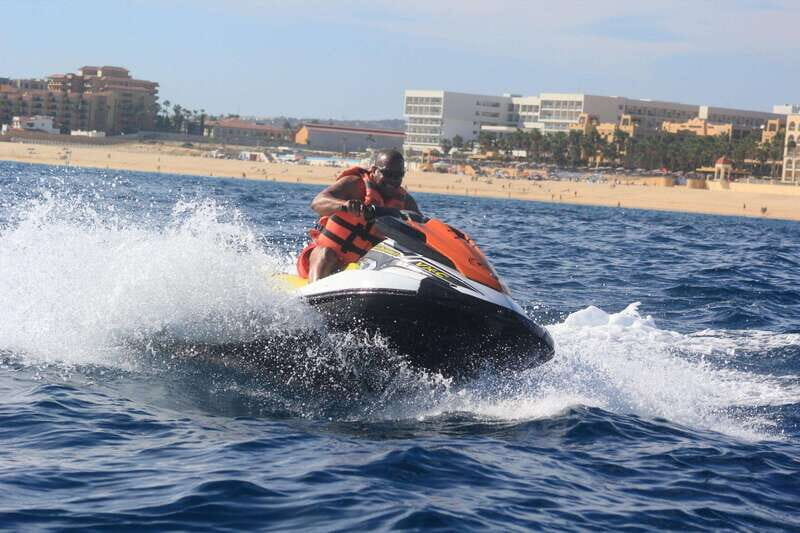 Cabo San Lucas: Jet Ski Rental on Medano Beach - Who Should Consider This Tour?