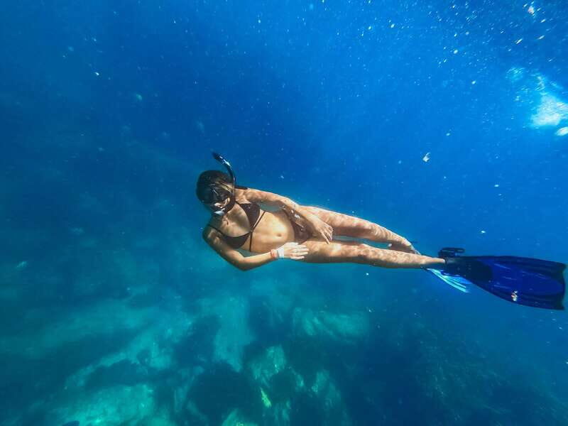 Cabo San Lucas: Luxury Catamaran and Snorkelling with Lunch - Key Points