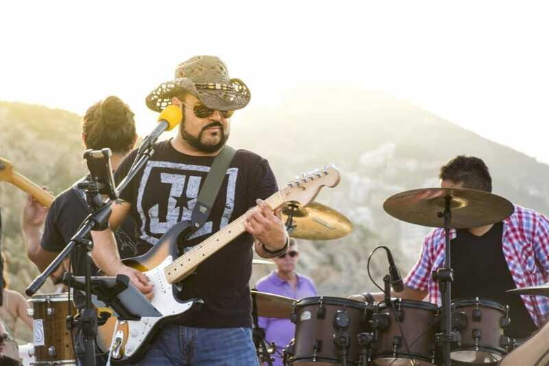 Cabo San Lucas: Sunset Mexican Dinner Cruise with Live Music - The Experience in Context
