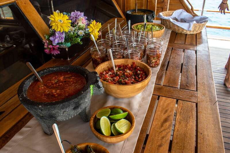 Cabo San Lucas: Sunset Yacht Cruise w/Chef Dinner & Open Bar - FAQ