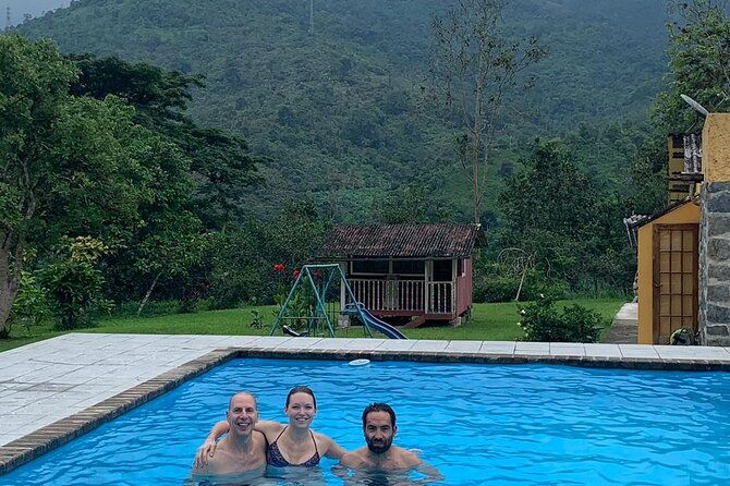 cacao-farm-chocolate-tasting-with-a-visit-to-jubones-desert