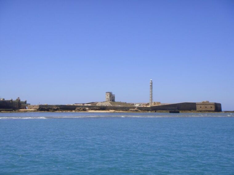 cadiz-bay-of-cadiz-catamaran-tour-with-host