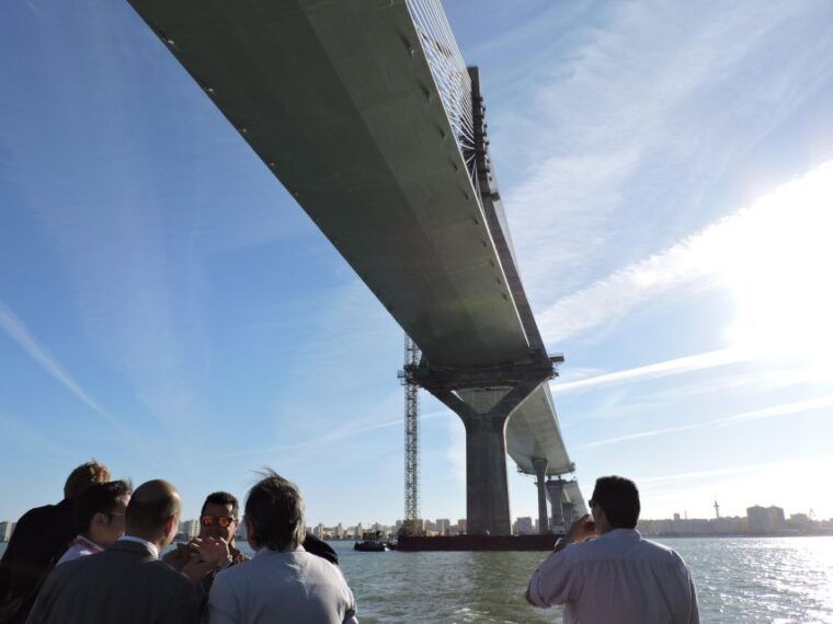 cadiz-bay-of-cadiz-catamaran-tour-with-host