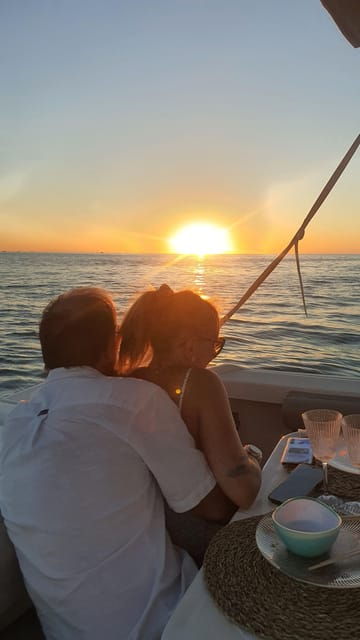 cadiz-bay-sunset-boat-tour-fall-in-love