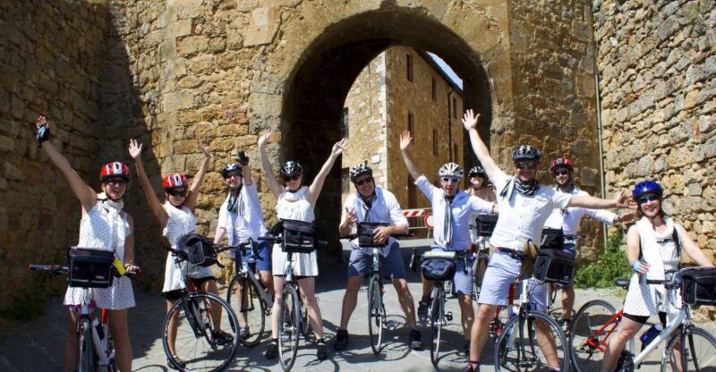 cadiz-city-sightseeing-guided-tour-by-bike