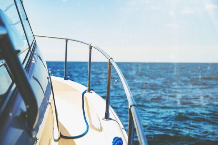 cadiz-private-sun-cruise-for-2-with-aperitivo-and-wine