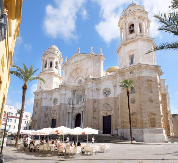 cadiz-roman-theatre-cathedral-and-tavira-tower-tour
