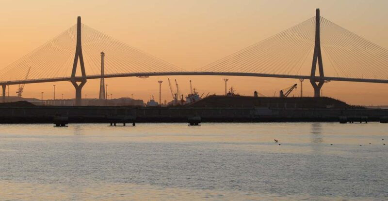 cadiz-sunset-experience-on-private-yacht-6-pax