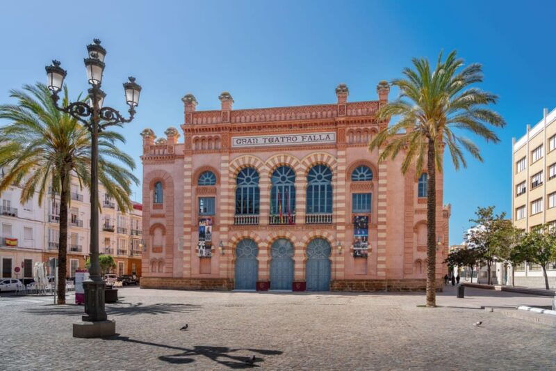 cadiz-tuktuk-tour-with-audioguide