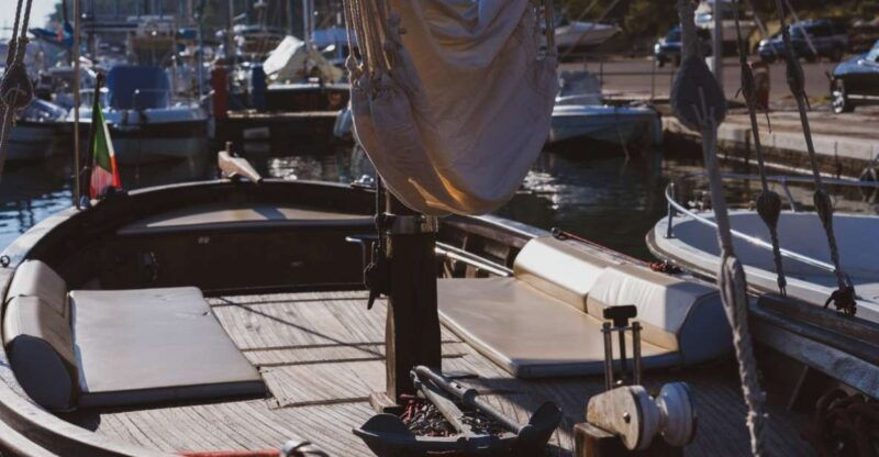 cagliari-boat-tour-snorkeling-aperitif-and-various-stops
