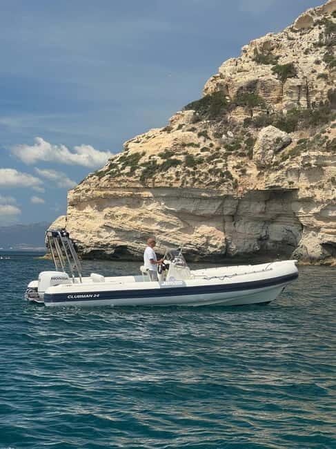 Cagliari: Devil's saddle boat tour, 4 stops and prosecco - Authentic Guest Experiences