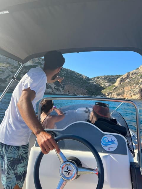 cagliari-devils-saddle-boat-tour-with-spritz-and-chips