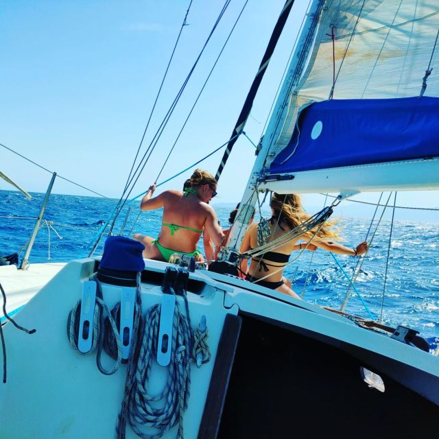 Cagliari gulf boat tour, sailing, snorkeling and drink. - Key Points  