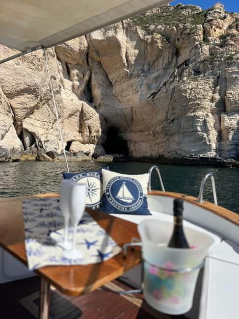 Cagliari: Là Dolce Vita Sunset Tour with Prosecco and Snacks - The Value & Practicalities