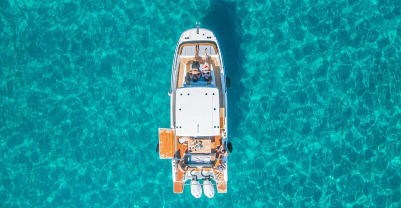 cagliari-luxury-motorboat-tour-with-3-swim-stops-wine