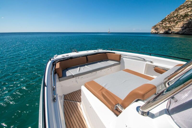 cagliari-luxury-motorboat-tour-with-3-swim-stops-wine