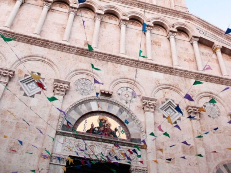cagliari-walking-tour-through-the-alleys-of-castello