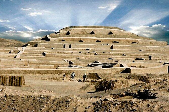cahuachi-pyramids-tour-and-artisanal-workshop-in-nazca