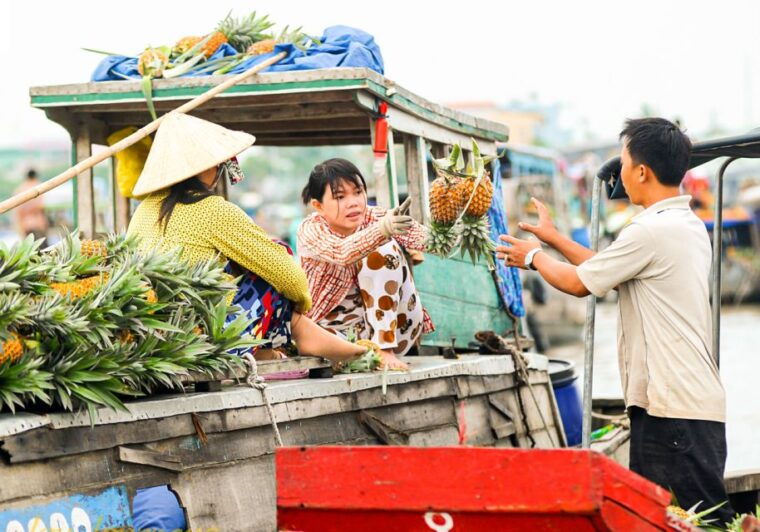 cai-rang-floating-market-2-day-tour-with-biking-boating
