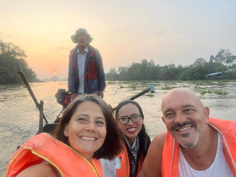 cai-rang-floating-market-and-lung-ngoc-hoang-nature-reserve