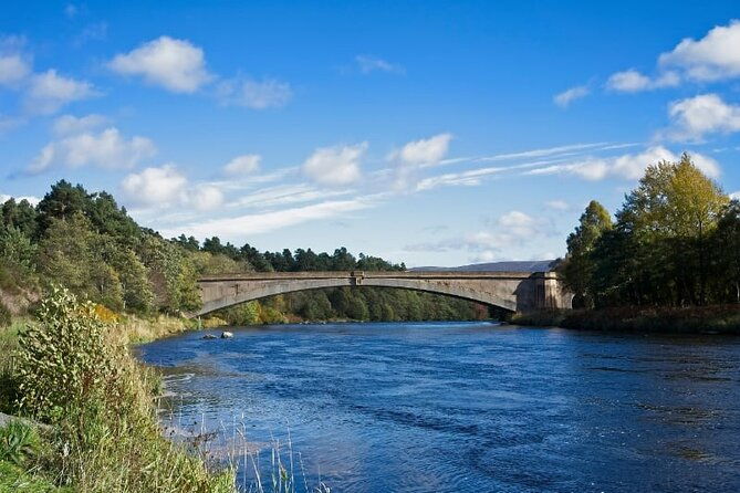 cairngorms-highest-mountains-bonnie-lochs-ancient-forests