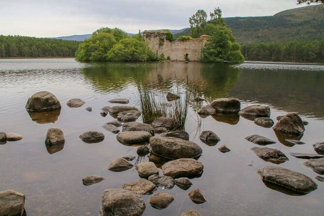 cairngorms-highest-mountains-bonnie-lochs-ancient-forests