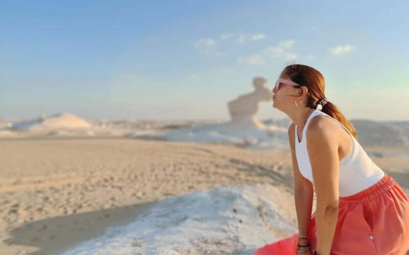 Cairo: 2-Day Bahariya & White Desert Private Camp Adventure - El Hez Village and Crystal Mountain