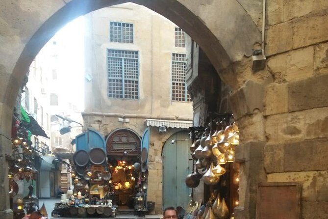 Cairo 8 Hour Private Tour of Pyramids, Egyptian Museum and Bazaar - Practical Tips for Your Trip