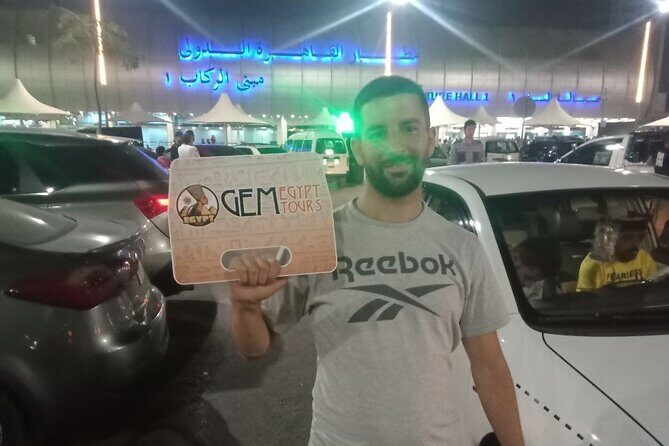 Cairo Airport Private Arrival/Departure Transfer to/hotel - The Experience on the Ground