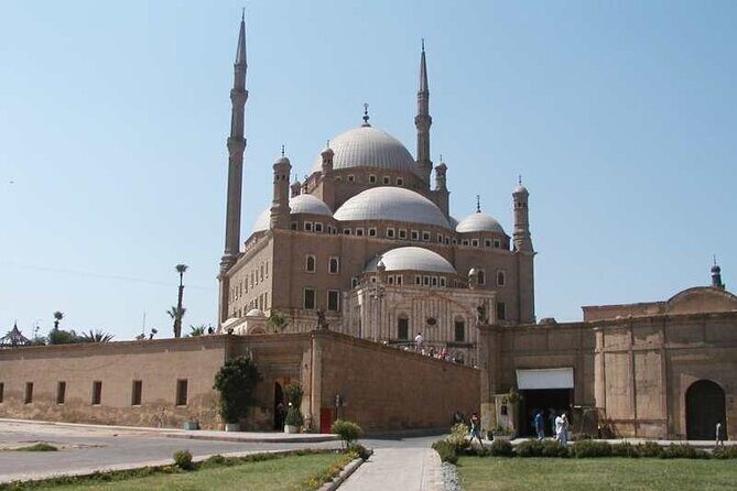 Cairo Day Tour visit Egyptian Museum, Citadel and Khan Khalil Bazaar - FAQ