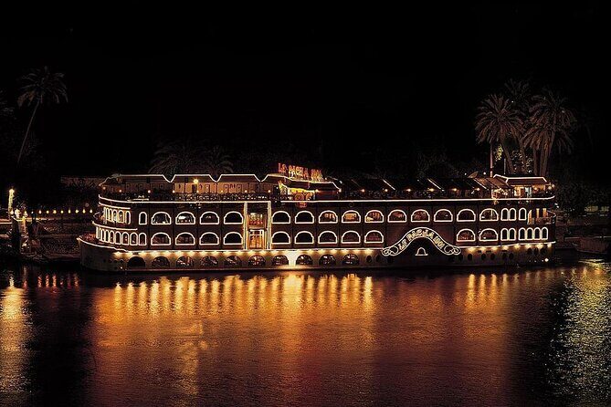 Cairo Full package three or two nights accommodation,visits vip - Key Points