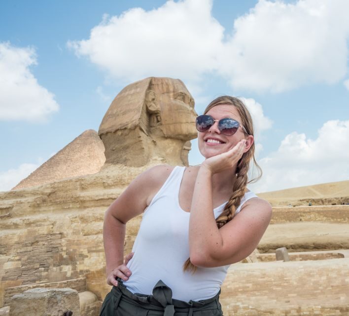 Cairo: Half Day Pyramids Tour by Camel or Horse Carriage - Key Points