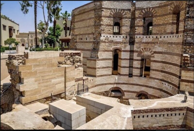 Cairo: Islamic and Coptic Cairo Private Tour with Lunch - Islamic Cairo: From First Mosque to Mamluk Majesty