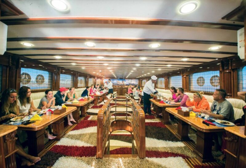 Cairo: Luxury Snorkeling Cruise & lunch with optional pickup - FAQ