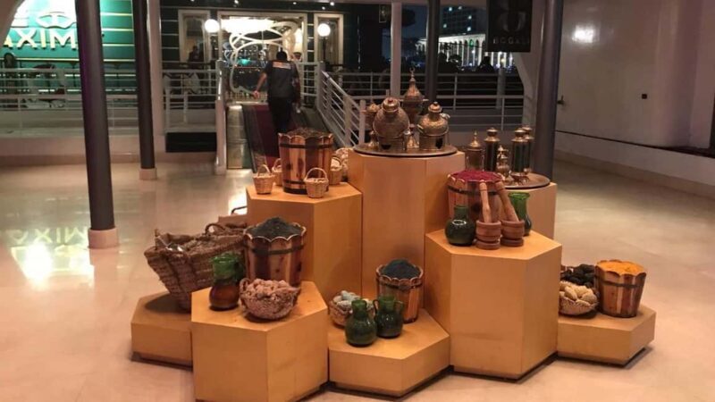 Cairo: Nile Maxim Luxurious Dinner Cruise with Dance Show - Key Points