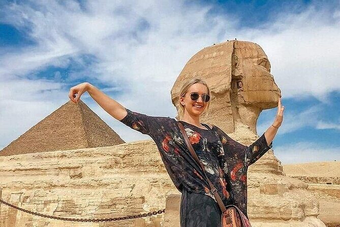 Cairo Over Day Egyptian Musuem & Pyramids with Transfer -Hurghada - Who Will Love This Tour?