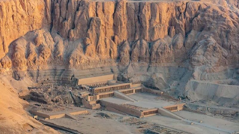 Cairo: Private Day Trip to Luxor with Transfers and Flights - Key Points