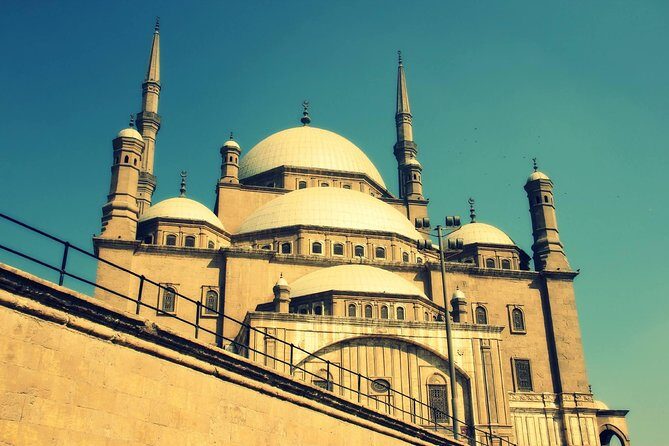 Cairo Private Tour: Egyptian Museum, Old Cairo & Khan El Khalili - Discovering the Cairo Experience