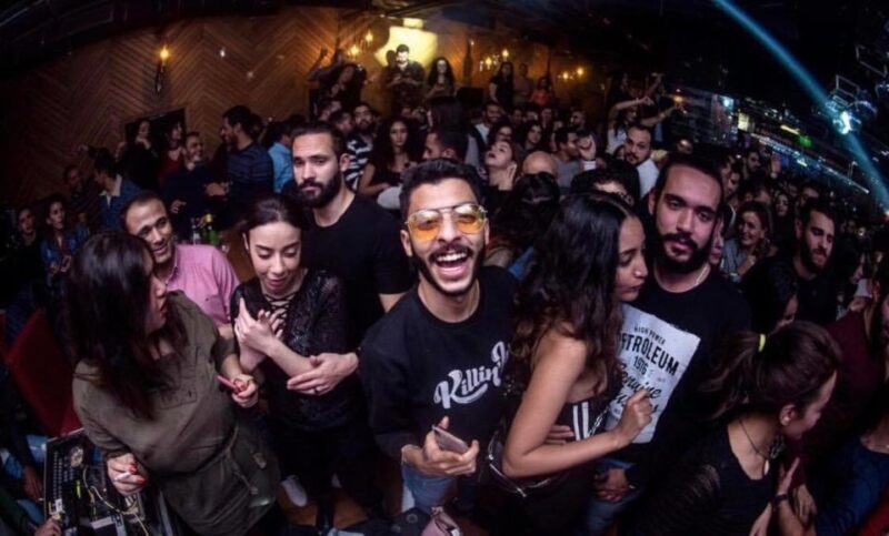 Cairo: Pub Crawl and Speakeasy Bar Tour with 2 Free Drinks - Key Points