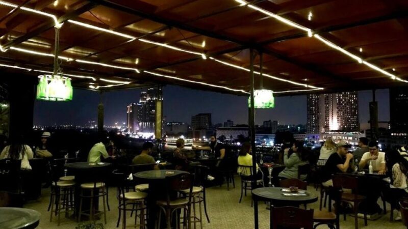 Cairo: Pub Crawl and Speakeasy Bar Tour with 2 Free Drinks - The Sum Up