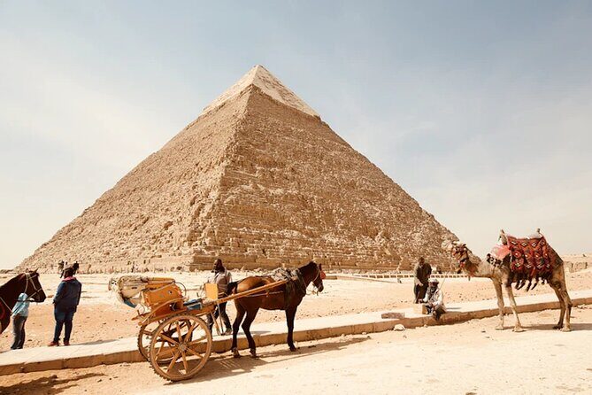 Cairo: Pyramids, Bazaar, Lunch with Female Guide - Authenticity and Cultural Insights