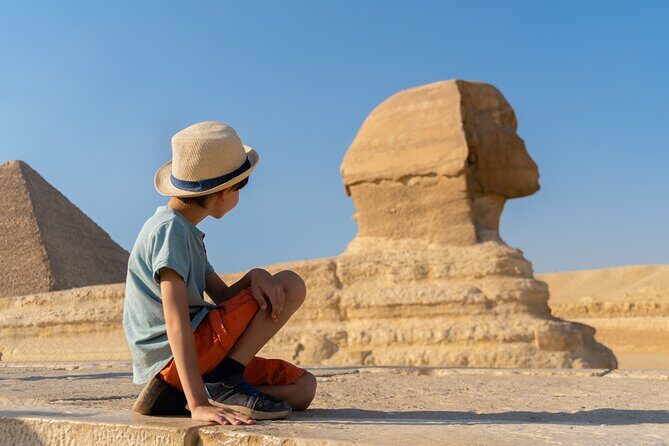 Cairo: Pyramids, Sphinx, Museum & Bazaar Tour with Female Guide - Key Points