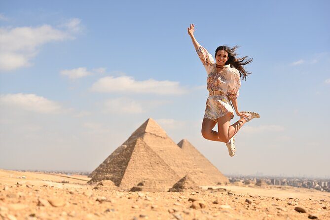 Cairo: Pyramids, Sphinx, Museum & Bazaar Tour with Female Guide - The Sum Up